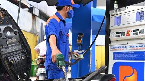 Giá xăng dầu dự báo tăng nhẹ trong kỳ điều hành ngày mai 18/1/2024