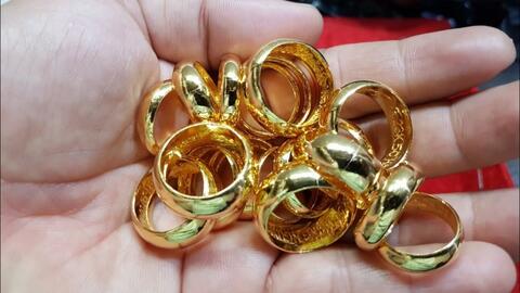 Giá vàng lao dốc, vàng nhẫn 999.9 bán ra mất nửa triệu đồng/lượng