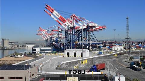 IMF dự báo tăng trưởng kinh tế toàn cầu tiếp tục 'ảm đạm'