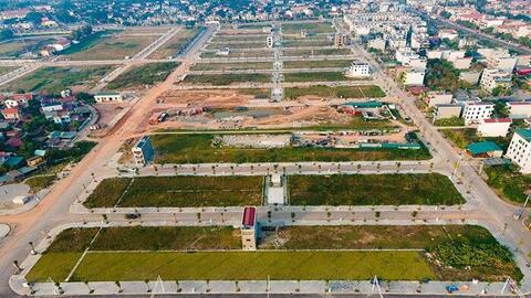 Giá đất nền nhiều địa phương tăng cao trước thời điểm sáp nhập