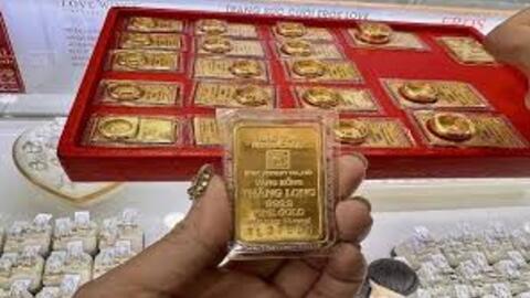 Giá vàng hôm nay 1/7 đồng loạt tăng 300 ngàn đồng/lượng, thế giới tăng mạnh