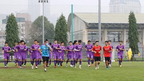 Lịch thi đấu Dubai Cup 2022 hôm nay (23/3): U23 Việt Nam đá trận ra quân