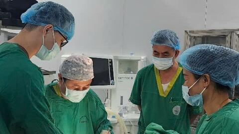 Ghép mạch tự thân, kịp thời cứu chữa cho bệnh nhân bị thương nặng vùng cánh tay