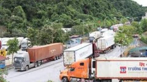 2 ngày, 3.822 xe hàng hóa xuất nhập khẩu qua cửa khẩu tỉnh Lạng Sơn