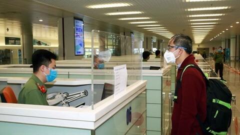 Sớm hoàn thiện quy định về nghĩa vụ thuế khi xuất cảnh, tạo thuận lợi cho người nộp thuế
