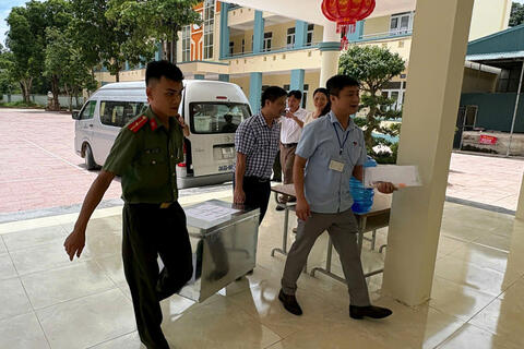 Vận chuyển, bảo quản đề thi, bài thi: Bảo đảm an toàn tuyệt đối