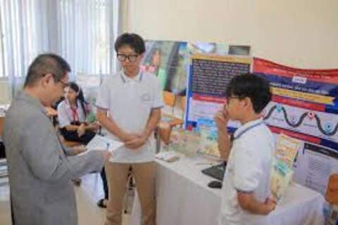 Gần 800 thí sinh miền Trung tranh tài Hội thi Tin học Trẻ toàn quốc
