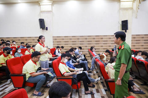 Cần Thơ tăng cường giáo dục pháp luật trên không gian mạng cho sinh viên
