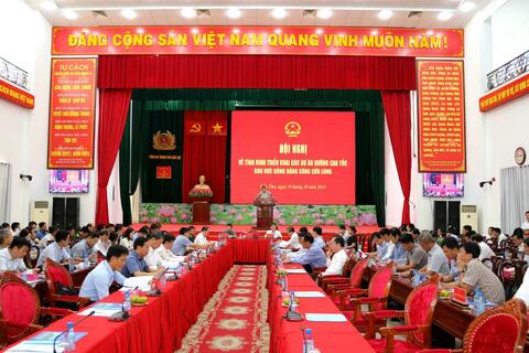 Thủ tướng Phạm Minh Chính chỉ đạo ngăn chặn thao túng, găm hàng và đội giá nguyên vật liệu