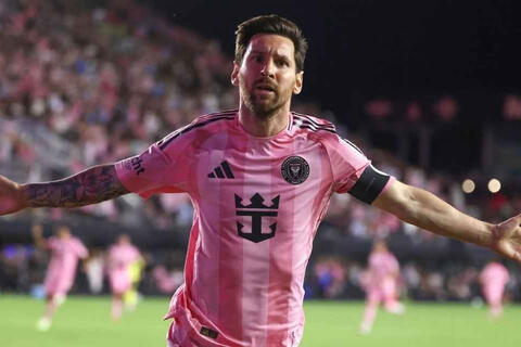 Messi ‘làm chậm ngày giải nghệ’ của 2 đồng đội lâu năm