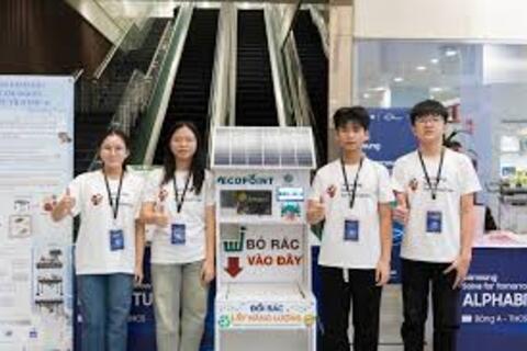 Nữ hiệu trưởng 8x và hành trình đưa công nghệ thành 'ngôn ngữ thứ 2' tại iSchool