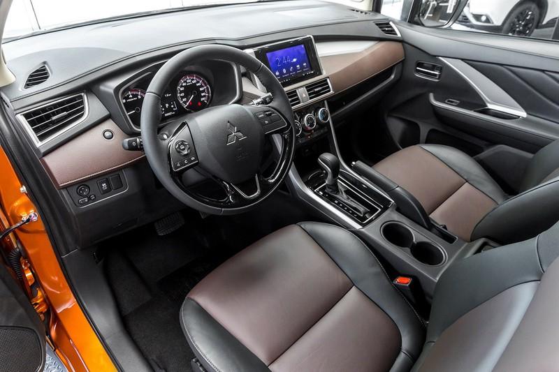 hình ảnh chi tiết mitsubishi xpander cross vừa cập bến việt nam hình 11 hinh anh chi tiet mitsubishi xpander cross vua cap ben viet nam hinh 11