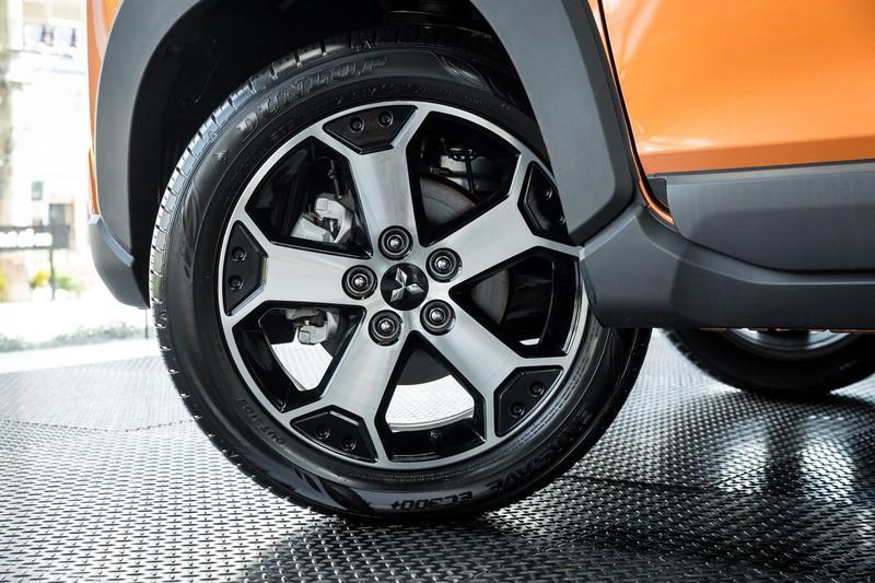 hình ảnh chi tiết mitsubishi xpander cross vừa cập bến việt nam hình 8 hinh anh chi tiet mitsubishi xpander cross vua cap ben viet nam hinh 8