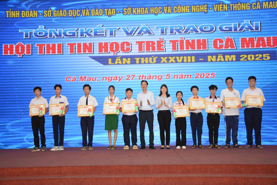 gen-h-hoi-thi-tin-hoc-tre-4.jpg