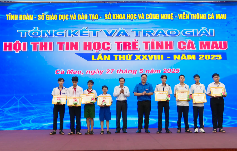 hoi-thi-8.png