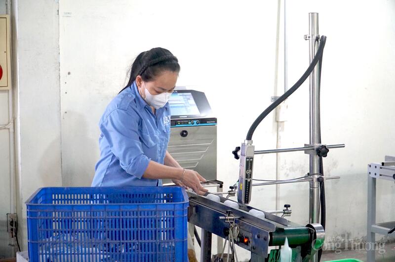 Các doanh nghiệp được hưởng lợi khi tiếp tục duy trì chính sách thuế giá trị gia tăng mức 8%.