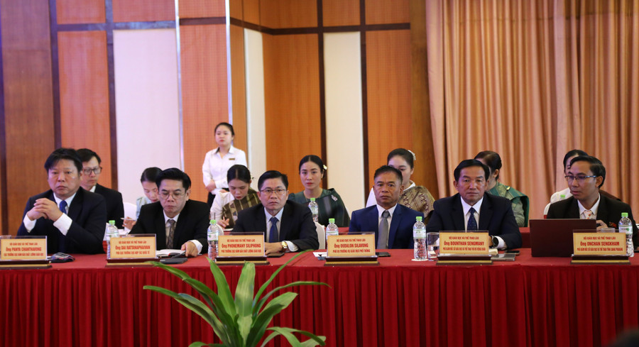 Đoàn cán bộ Cục Bảo đảm chất lượng, Bộ Giáo dục và Thể thao (Lào) tham gia hội thảo. hoi-thao-gd-2.jpg