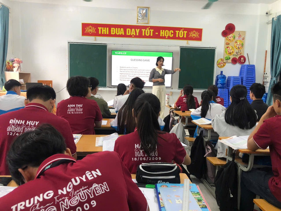 Một tiết học tiếng anh của học sinh THPT Trường Nguyễn Bỉnh Khiêm. z7232055049331-d7cca60cadb6fc9cf96028f733a8ad31.jpg