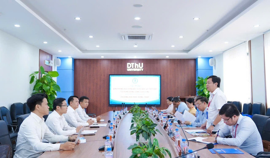 Quang cảnh buổi lễ làm việc img-20251225-081604.jpg