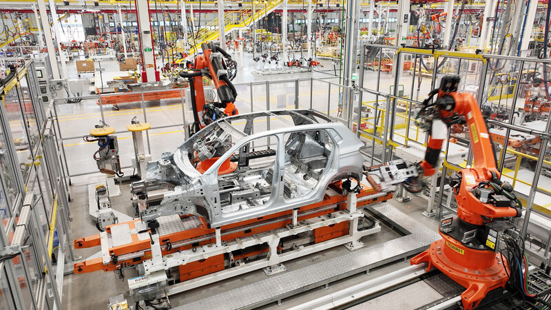 WTO được xem là “tấm vé thông hành” nâng cao uy tín và độ tin cậy của môi trường đầu tư Việt Nam. Ảnh: Ánh Dương