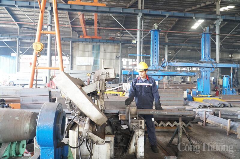 Công nghiệp hỗ trợ cần được xác định là một trong những động lực trọng yếu để sản xuất công nghiệp Đà Nẵng tăng trưởng 10 - 12%/năm.
