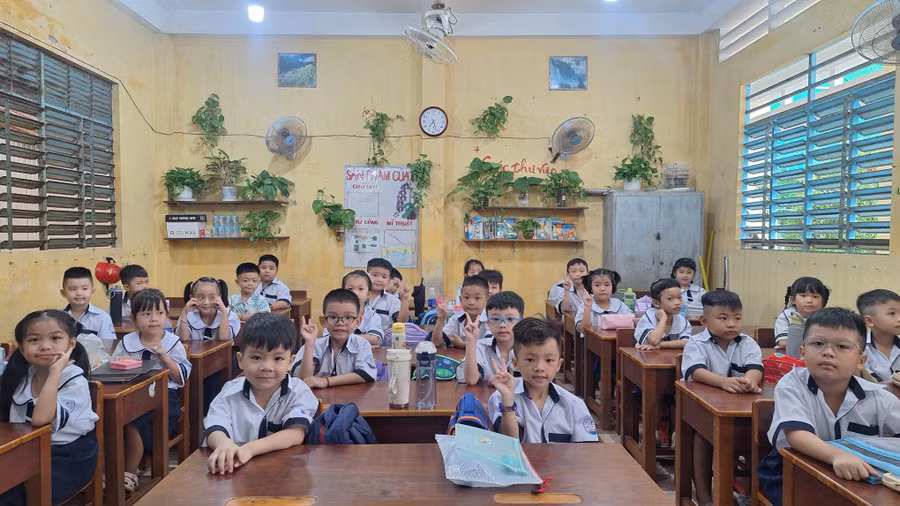 Học sinh lớp 1, Trường Tiểu học Phú Hòa (xã Phú Hòa, tỉnh An Giang).