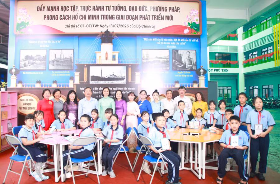 khong-gian-van-hoa-ho-chi-minh-6.jpg