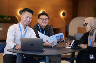 Indonesia: Đầu tư cho giáo dục xuyên quốc gia