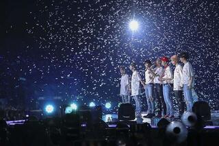 <a href="/giai-tri" title="Giải trí" rel="dofollow">Giải trí</a>