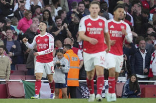 <a href="/giai-tri" title="Giải trí" rel="dofollow">Giải trí</a>