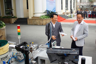 Gắn kết hướng nghiệp, đào tạo với nhu cầu thị trường lao động