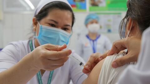 Mũi vaccine Covid-19 thứ 3 vẫn có khả năng bảo vệ cho người trên 65 tuổi sau 15 tuần