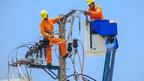 Bộ Công Thương đề xuất 5 bậc giá điện, mức cao nhất hơn 3.600 đồng/kWh