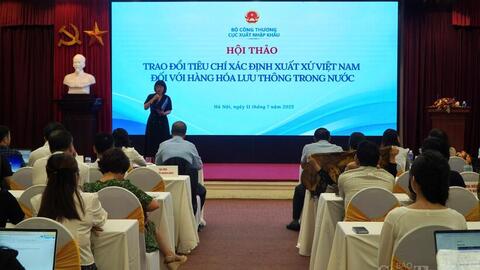 Xây dựng tiêu chí xác định xuất xứ Việt Nam cho hàng hóa lưu thông trong nước