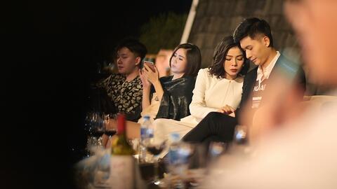 Lệ Quyên được Lâm Bảo Châu tháp tùng đi diễn tại Hà Nội