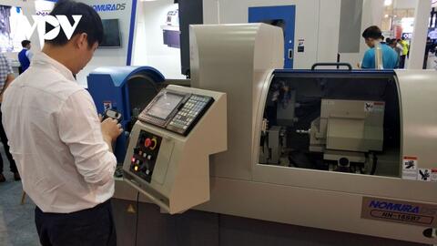 Công nghiệp chế biến, chế tạo cần những “cú hích” hiệu quả