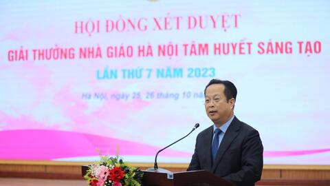 Xét duyệt chung khảo Giải thưởng Nhà giáo Hà Nội tâm huyết, sáng tạo
