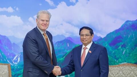 Thủ tướng đề nghị Tập đoàn FedEx Express mở rộng đầu tư tại sân bay Long Thành