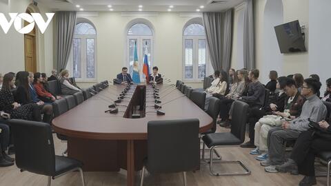 Phiên dịch viên - nhịp cầu làm sâu sắc thêm tình hữu nghị Việt - Nga