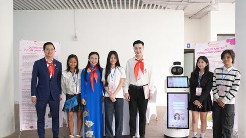 Cô học trò nhỏ lập quỹ, dùng AI hỗ trợ nữ sinh vùng cao