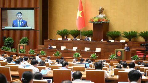 Quốc hội thông qua 1 luật sửa 8 luật: Gỡ vướng BOT, thuế xuất khẩu tại chỗ