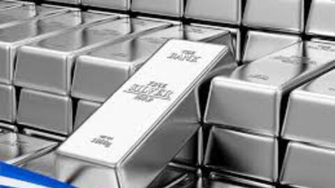 Giá bạc hôm nay 7/7/2025: Bạc ổn định ở mức cao