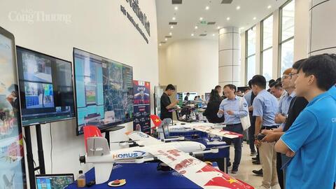 Phát triển các ngành công nghệ chiến lược: Mệnh lệnh của dân tộc!