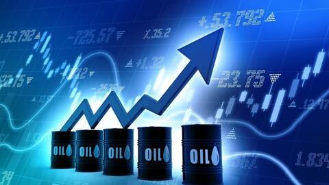 OPEC+ tăng sản lượng dầu để giành lại thị phần