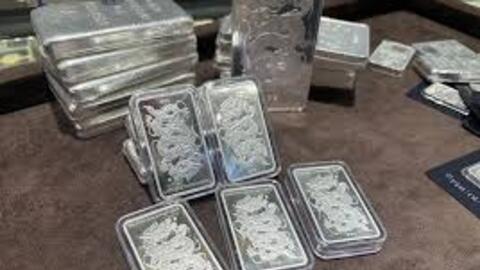 Giá bạc hôm nay 4/11/2025: Bạc tăng nhẹ