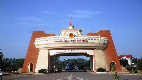 Hợp tác kinh tế Việt Nam - Lào: Động lực từ thương mại biên giới