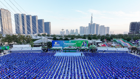 60.000 học sinh lập kỷ lục kép đồng diễn võ nhạc Vovinam ấn tượng
