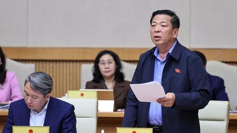 Bộ trưởng Bộ Xây dựng nói gì về tình trạng 'cò mồi' nhà ở xã hội?