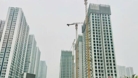 Nguồn cung lập kỷ lục, thị trường bất động sản vẫn mất cân đối