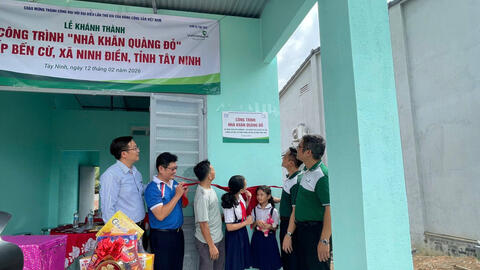 Tết trong ngôi nhà mới của 2 nữ sinh vượt khó học giỏi ở Tây Ninh